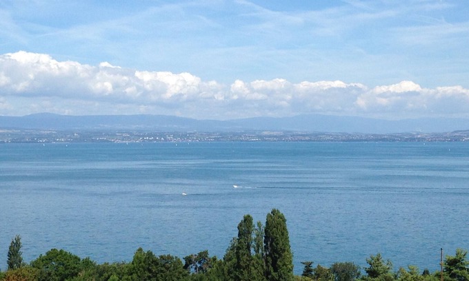 Publier Appartement | Appt F3 à 800m du Golf d’Evian, superbe vue lac ds résidence avec piscine (4/6p)