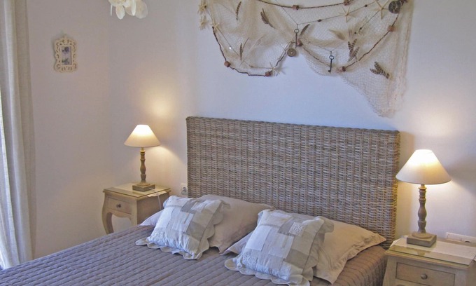 Llanca Appartement | Appt rez-de-jardin dans résidence avec piscine