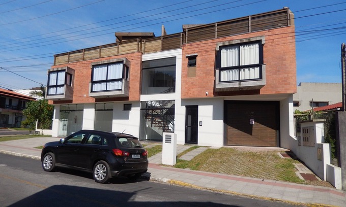 Centro Appartement | Nouvel appartement 102 avec terrasse privée et barbecue