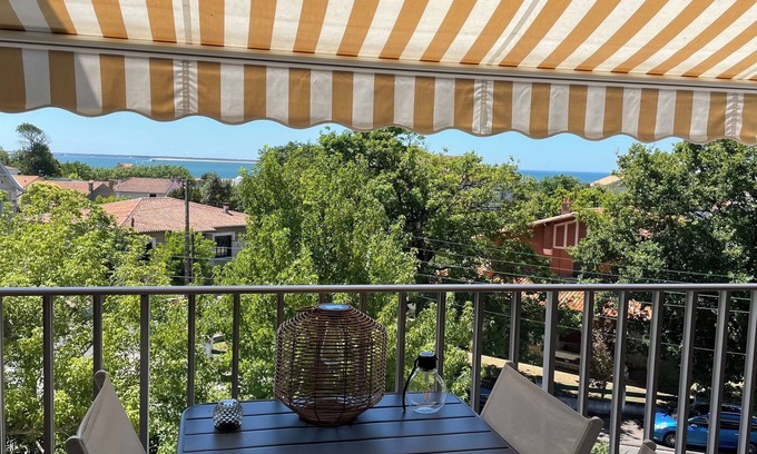 Pontaillac Appartement | Apt 4 pers, vue mer, plage à pied.
