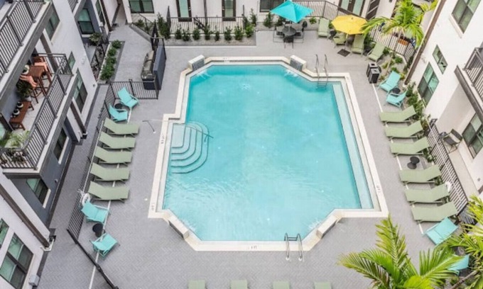 East Ybor Appartement | Apt 408 · Luxury Condo w/Pool access in Ybor City Tampa