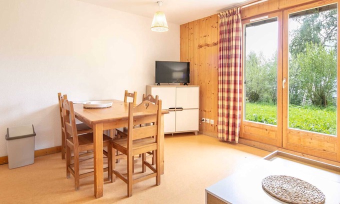 Saint-Sorlin-d'Arves Appartement | Apt 5 ppl, mountains view, heated pool