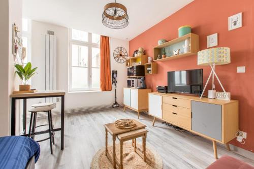Cambrai Appartement | Apt Bohème, Parking Privé, Centre