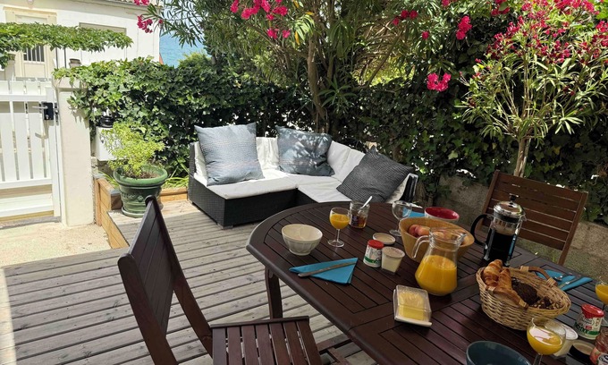 La Franqui Appartement | Apt La Franqui - Terrasse - Verdure et Vue sur mer