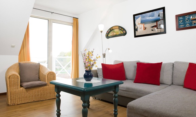 Oertzenhof Appartement | Apt. MÖWENBLICK - Direct view of the beautiful harbor (Kirchsee) of Kirchdorf.