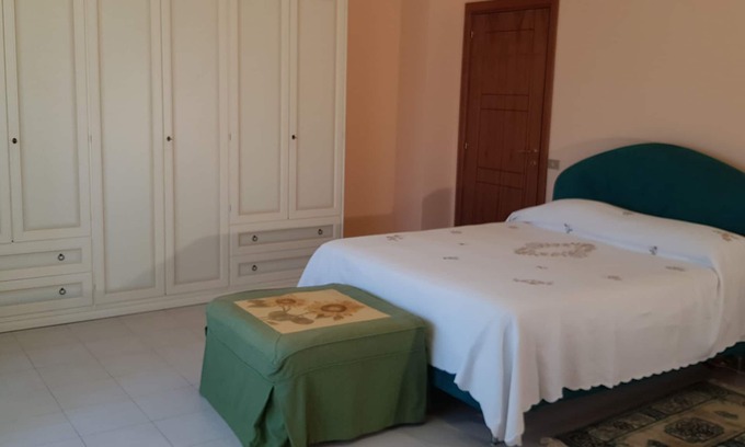 Sant'Eufemia Lamezia Appartement | Apt Terina Deluxe plus - Le Lincelle, Lamezia -group/family work or tourism.