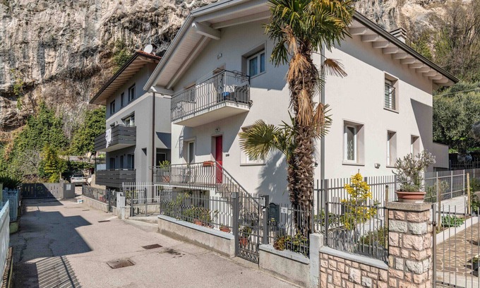 Nago-Torbole Appartement | Apt Villa Daniel, with balcony in quiet area