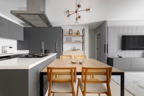 Centro Appartement | Apto 2 Quartos com Sacada Ed.Jardim Milano
