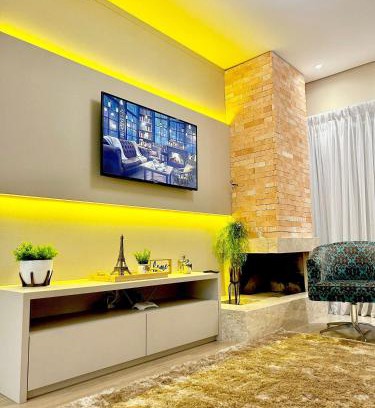 Carniel Appartement | Apto Encantador com Lareira, piscina e jacuzzi