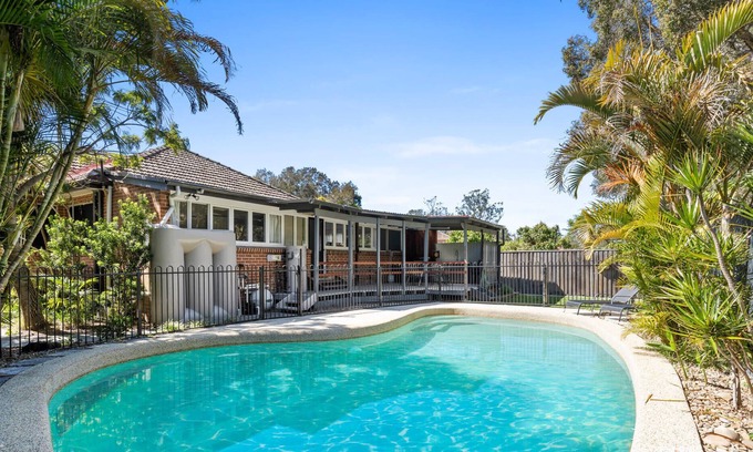 Tuggerawong Maison | Aqua Cove by the Lake