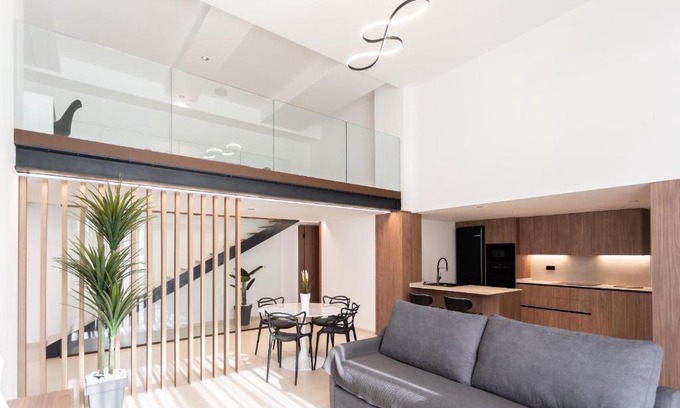 Penya-roja Appartement | Aqua Suites Ciudad de las Artes I
