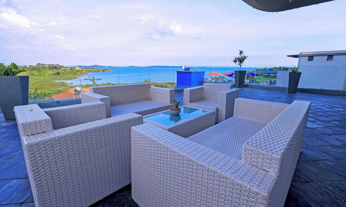 Kampala Station Balnéaire | Aquarius Kigo Resort