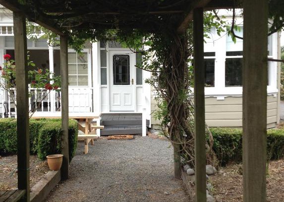 Carterton Villa | Aratahi Cottages - West Wing
