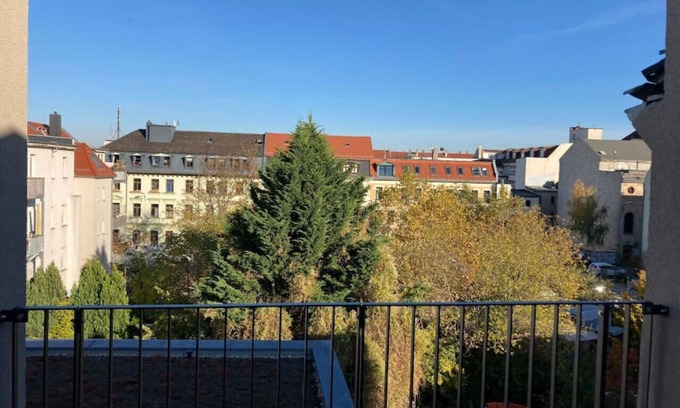 Lindenau Appartement | Arbio I Lax Attic Studio near Plagwitz