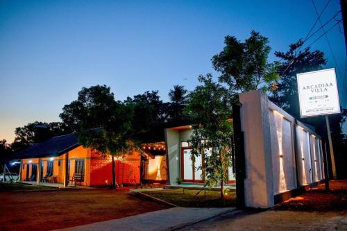 Polonnaruwa Hôtel | Arcadiaa Villa