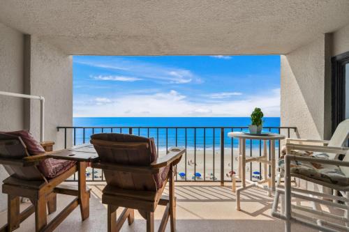 Arcadian Shores Maison | Arcadian I Unit 6D - Oceanfront