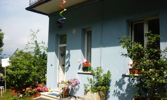 Miasino Appartement | Lac d'Orta: appartement joliment rénové avec jardin + belles vues