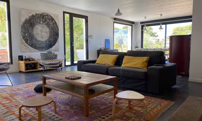 Montredon Maison | Architect-designed villa set against the Parc des Calanques
