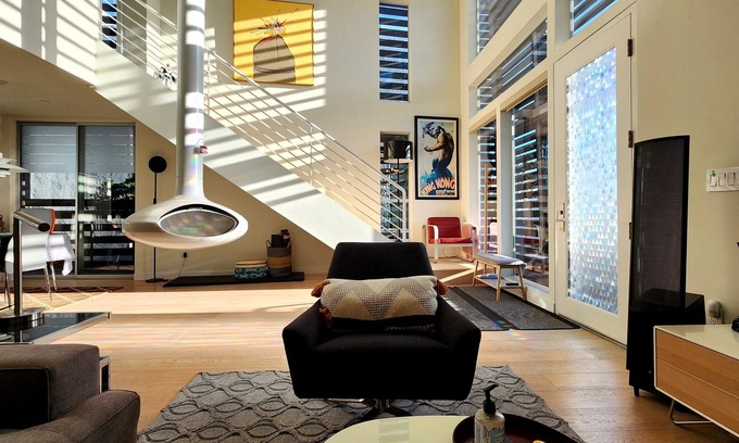 Beverly Grove Maison | Architectural Loft nested in WEHO, LA and Bevery Hills