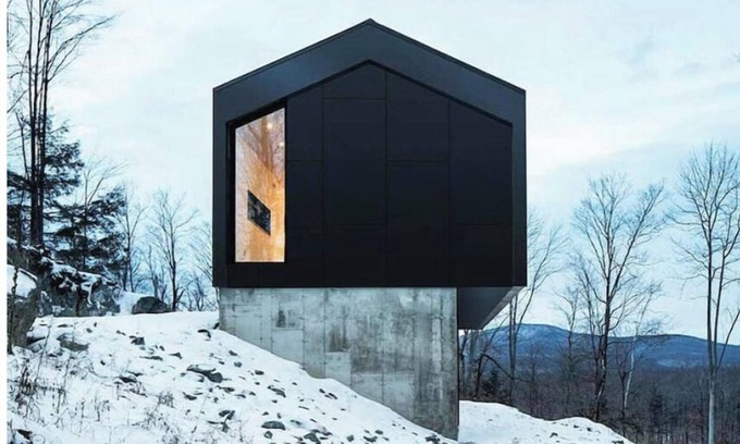 Bolton-Est Cabine | Architectural Gem in the Eastern Townships