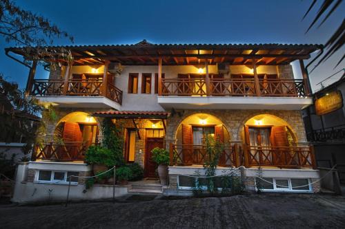 Ouranoupoli Maison | Archodariki