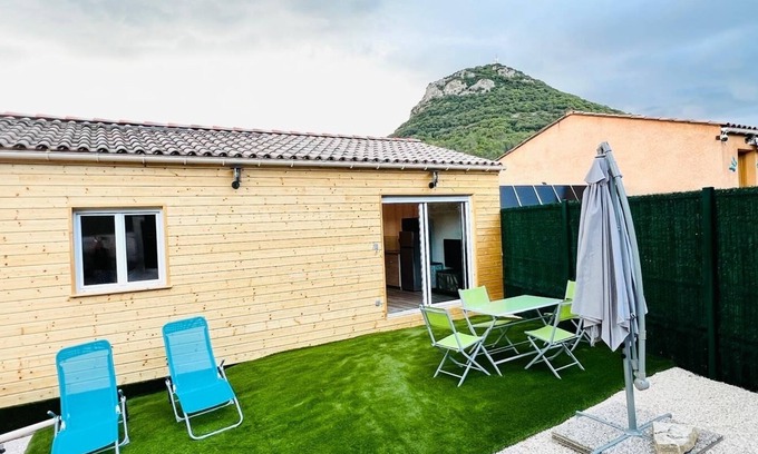 Saint-Bres Maison | Gîte frontière Gard Ardèche