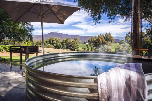 Bonnievale Maison | Arendsig Wine Estate & Cottages