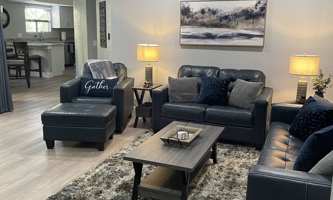 Camelback East Copropriété | Arizona Biltmore Condo - Close to everything + free WiFi!