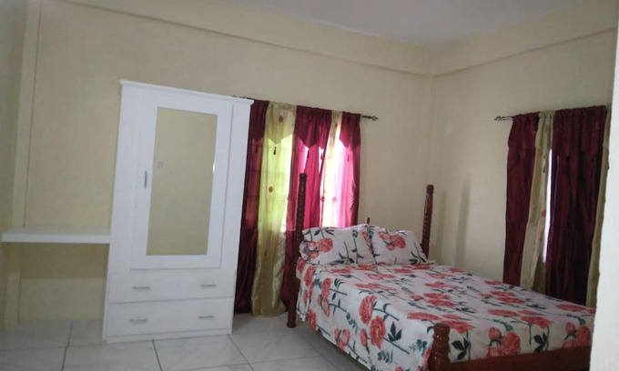 Villa Appartement | Ark Royal of the Caribbean