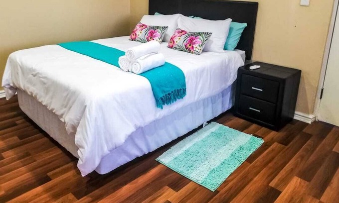 Durbanville Maison | Arlogenix: chambres d'hôtes