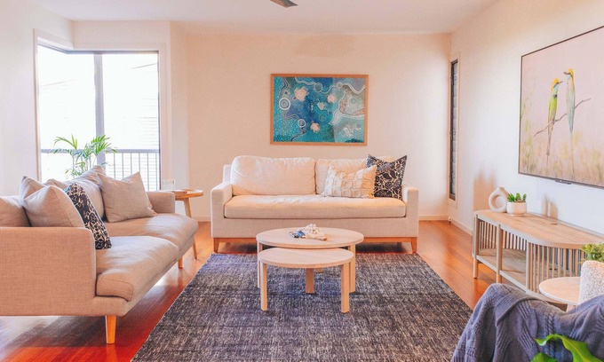 Aroona Maison | Aroona Family Retreat with Coastal Views
