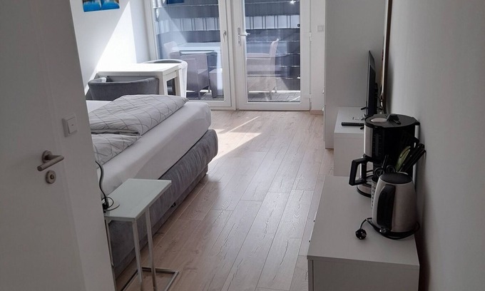 Sulzbach am Main Appartement | ARRIVEZ ET SENTEZ BON! Appartement lumineux et moderne avec lit avec sommier à ressorts