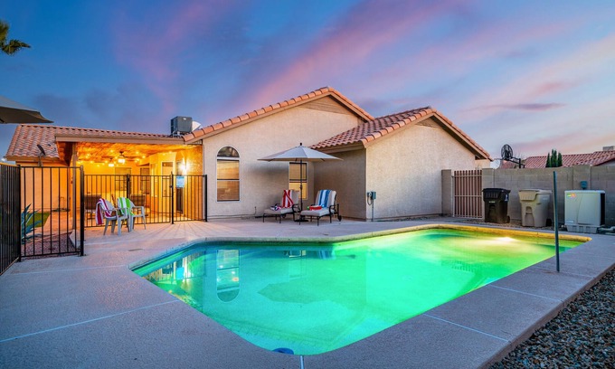 Peoria Maison | Arrowhead Family Getaway with Heated Pool