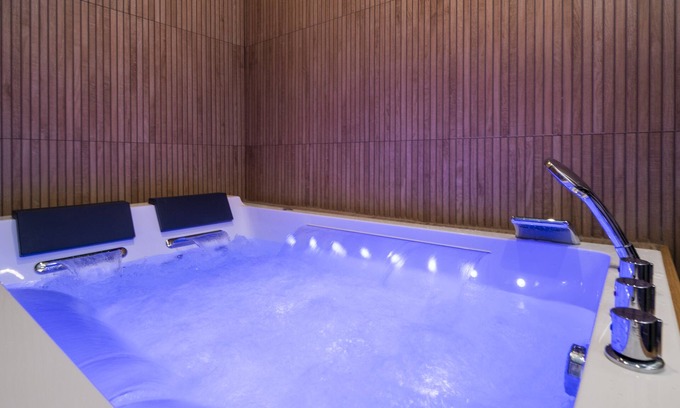 Hincmar Appartement | Art Déco Champagne & Spa