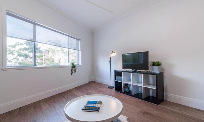 Mosman Appartement | Art Deco Mosman Dream-Minutes Drive to Balmoral
