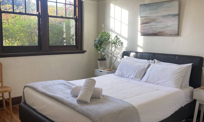 Prahran Maison | Art Deco quaintness in quiet pocket of Hawksburn