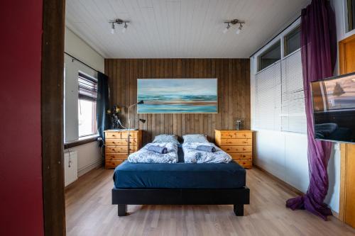 Stokkseyri Auberge | Art Hostel and Apartments