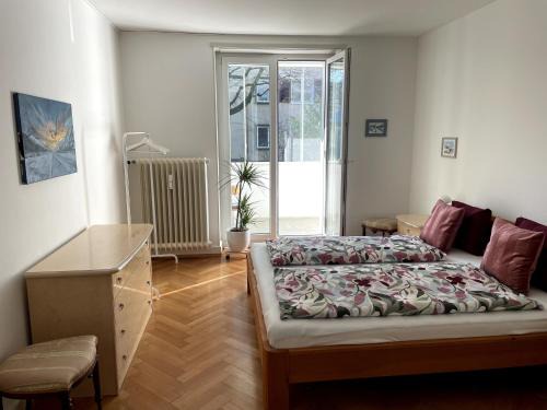 Iselin Appartement | Art studio 64