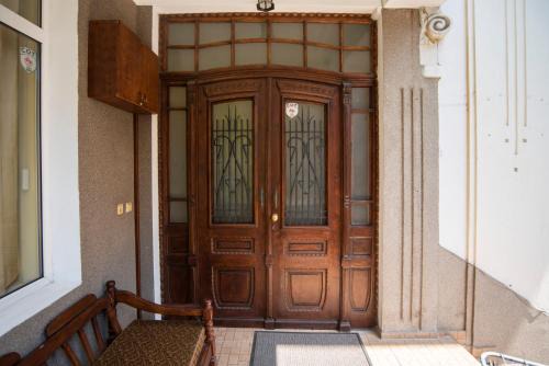 Burgas Center Maison | Art Studios Elsor