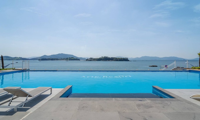 Sacheon Appartement | Arte Resort Spa & Pool Villa