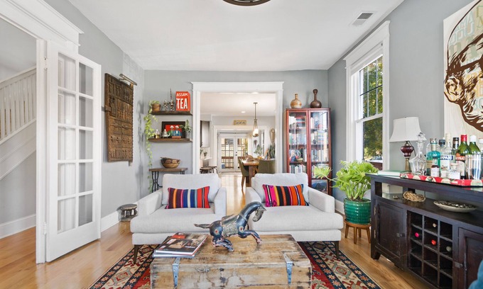 16th Street Heights Maison | Artful DC Home - Enjoy Backyard - 16th St. Heights