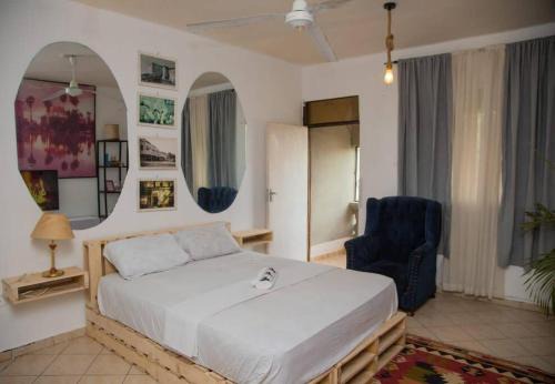 Mombasa Appartement | Artist sanctuary in bamburii