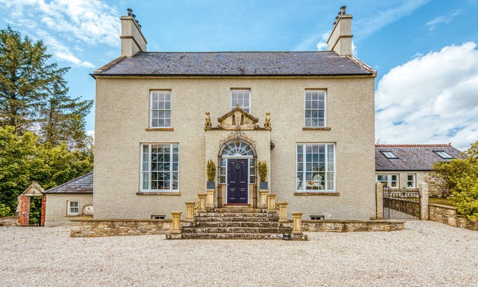 Inver Maison | Artistic & Quirky | 3 Residences on a Luxury Estate | Minutes from Inver Beach