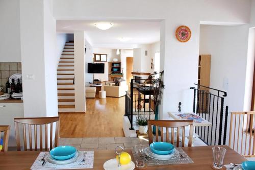 Gradisce Maison | Arton Villa