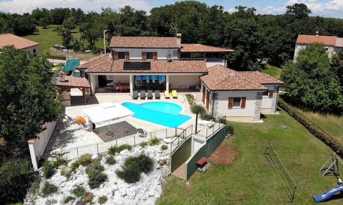Gradisce Villa | Arton Villa avec piscine au coeur de l'Istrie