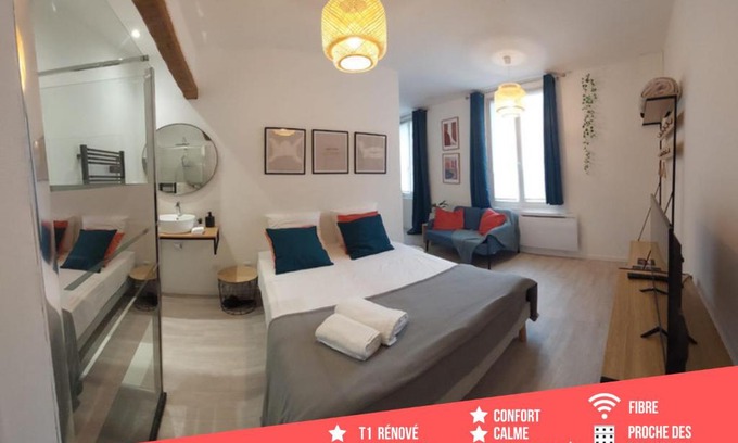 Montlucon Appartement | Artpink - Idéal Pros - Proche commerces - Agathor
