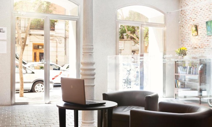 Embajadores Hôtel | Artrip Hotel