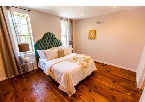 Kensington Maison | Artsy Hidden Gem - FREE PARKING