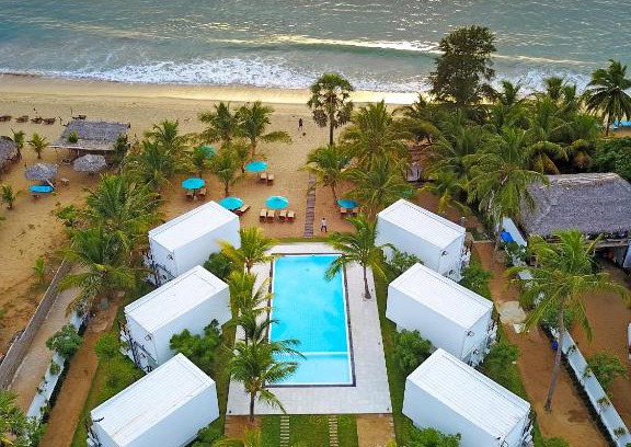 Pottuvil Division 2 Hôtel | Arugambay Roccos