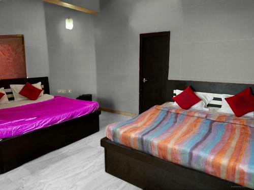 Khattalwada Station Balnéaire | Arya beach Resort with Pool